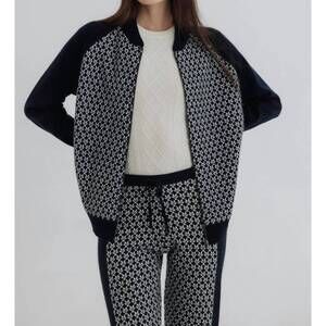 NEW MADELEINE THOMPSON degas bomber jacket in navy / cream